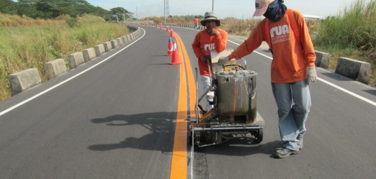How To Hire the Right Road Marking Contractor For Your Needs