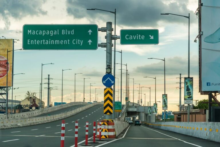Navigating Traffic Signs and Symbols in the Philippines