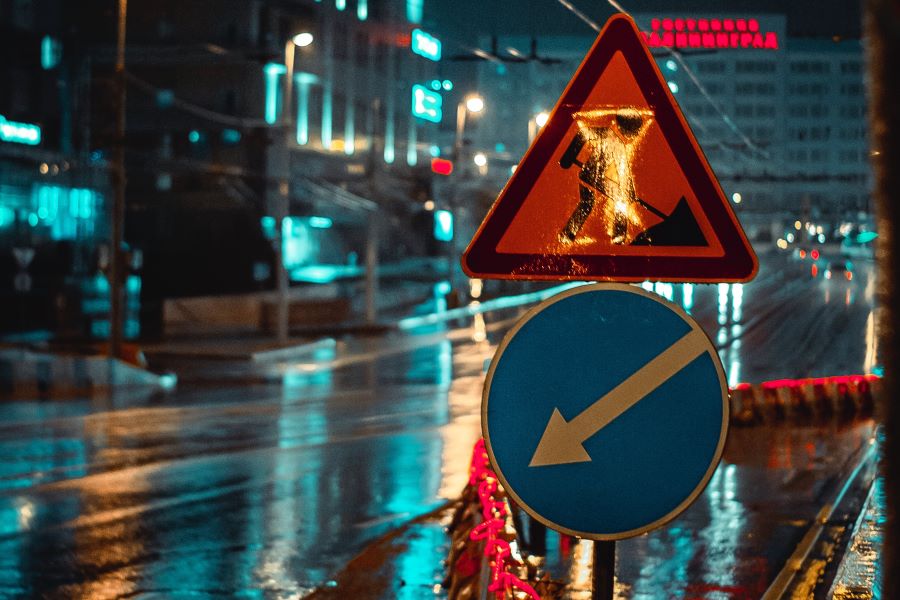 road work sign