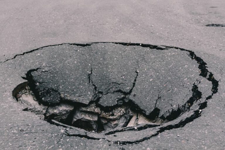 causes of sinkholes